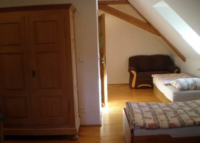 ゲストハウス Iwenica